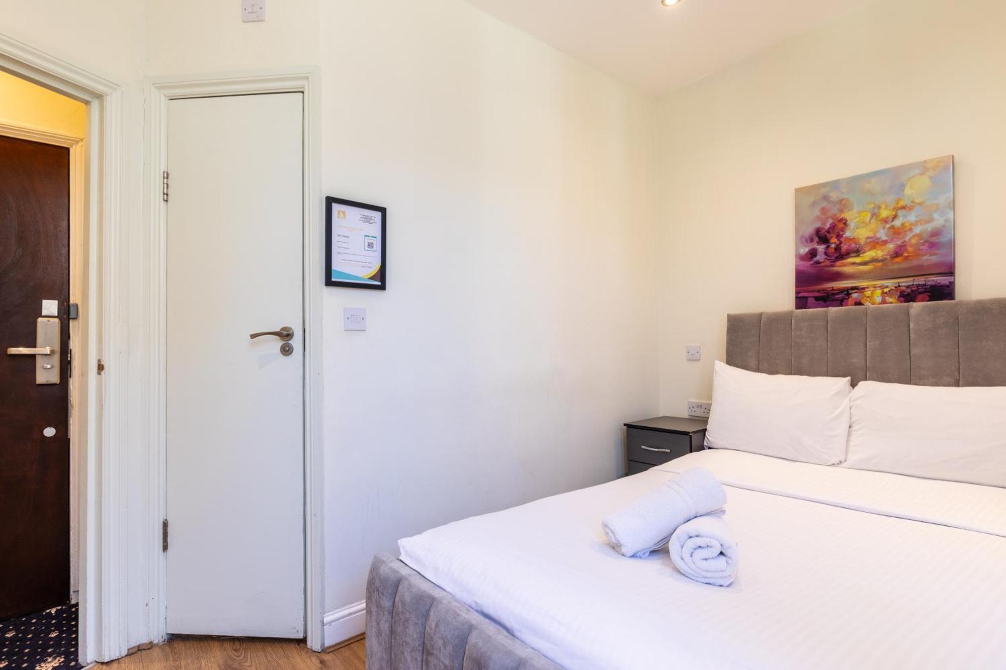 The Chapter Hotels - Hyde Park 런던 객실 사진